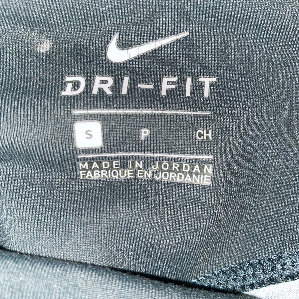 Nike dri-fit mid rise legendary tight fit printed leggings size small - Picture 5 of 6